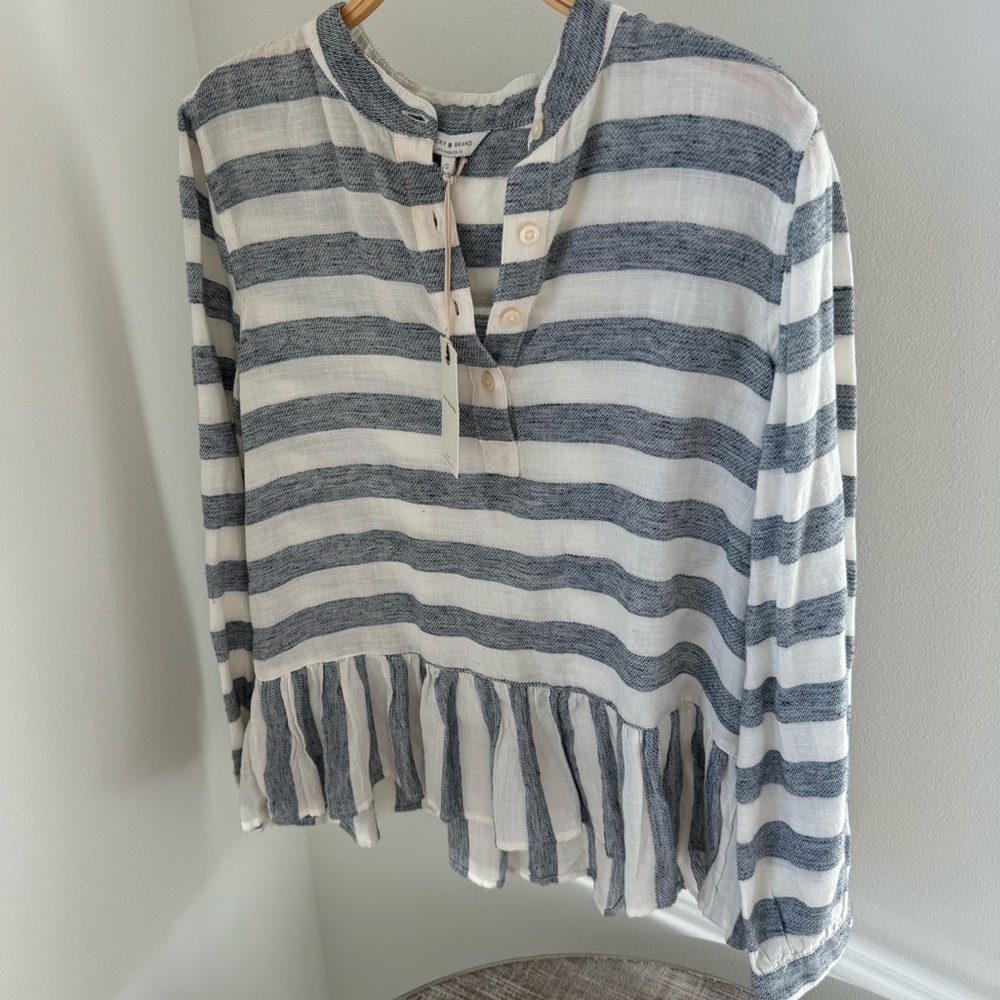 Lucky Brand Longsleeve Top, Size S. New with tags.